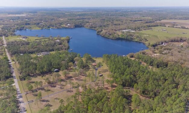 22527 Lake Seneca Road, Eustis, FL 32736